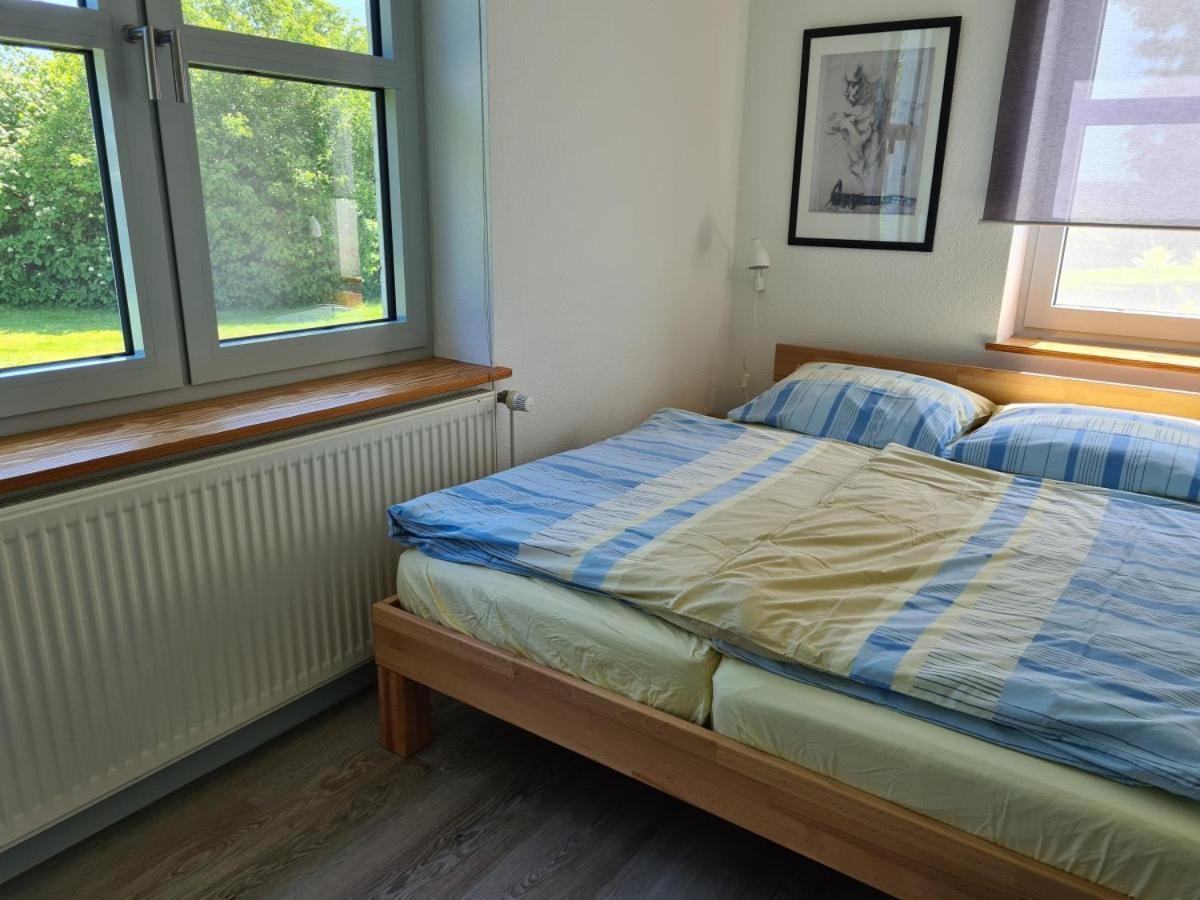 Haus Am Deich Ferienwohnungen Prerow Esterno foto