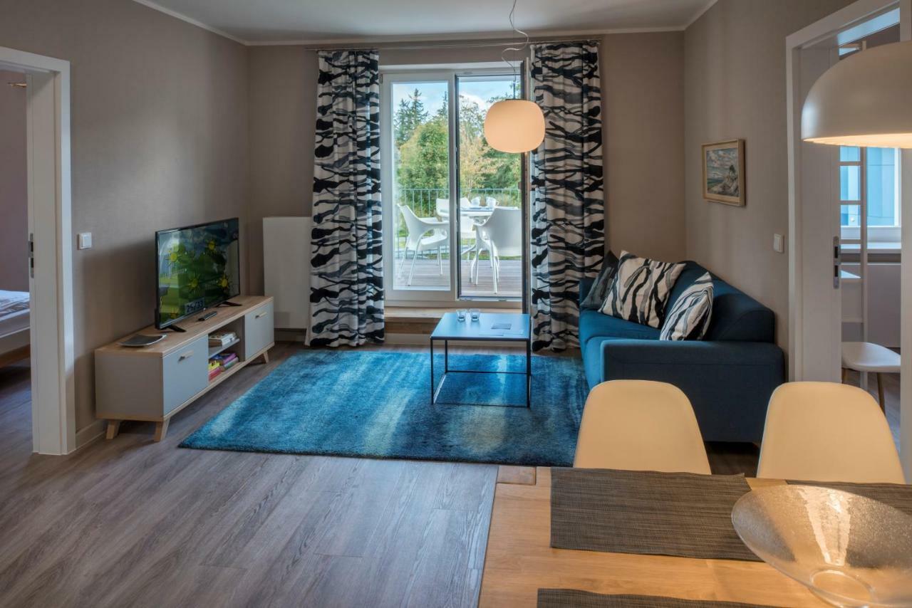 Haus Am Deich Ferienwohnungen Prerow Esterno foto