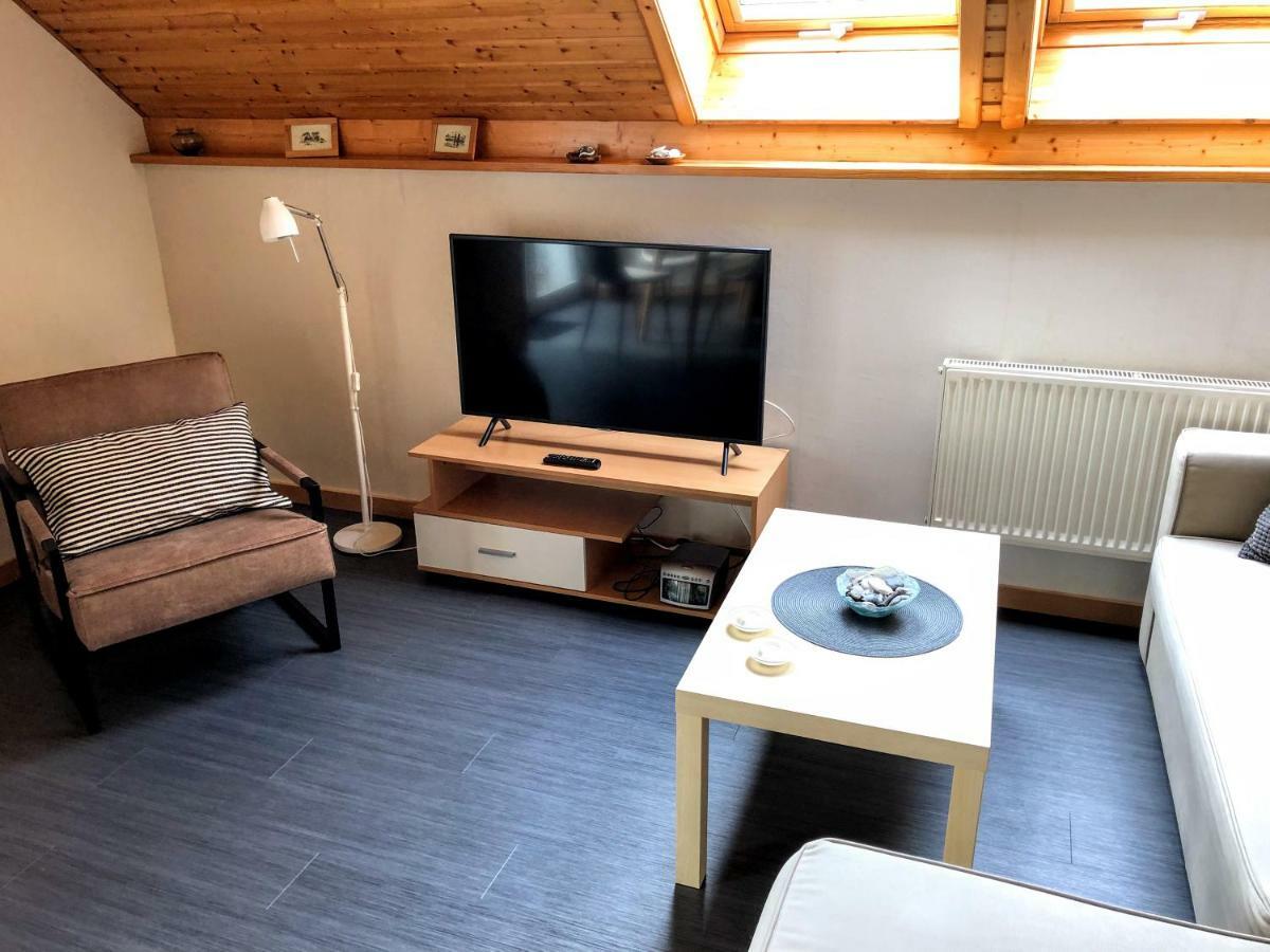 Haus Am Deich Ferienwohnungen Prerow Esterno foto