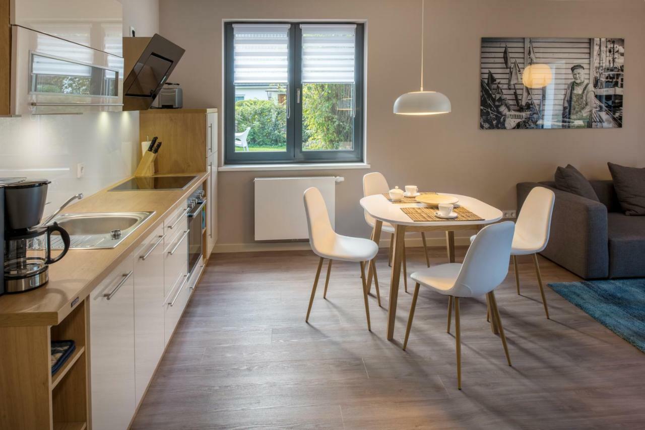 Haus Am Deich Ferienwohnungen Prerow Esterno foto
